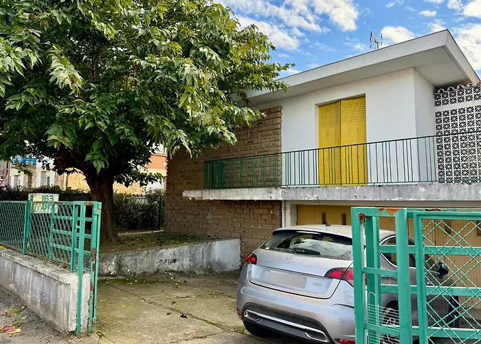 Maison Ancienne 163 Avenue Francois Verdier *